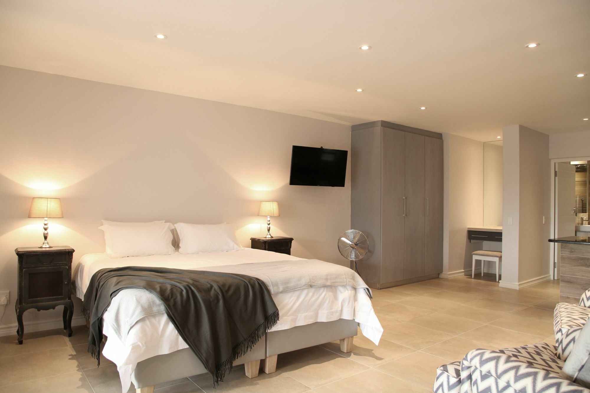 Апартаменты Sunrise Bay Self Catering Плеттенберг-Бей Экстерьер фото